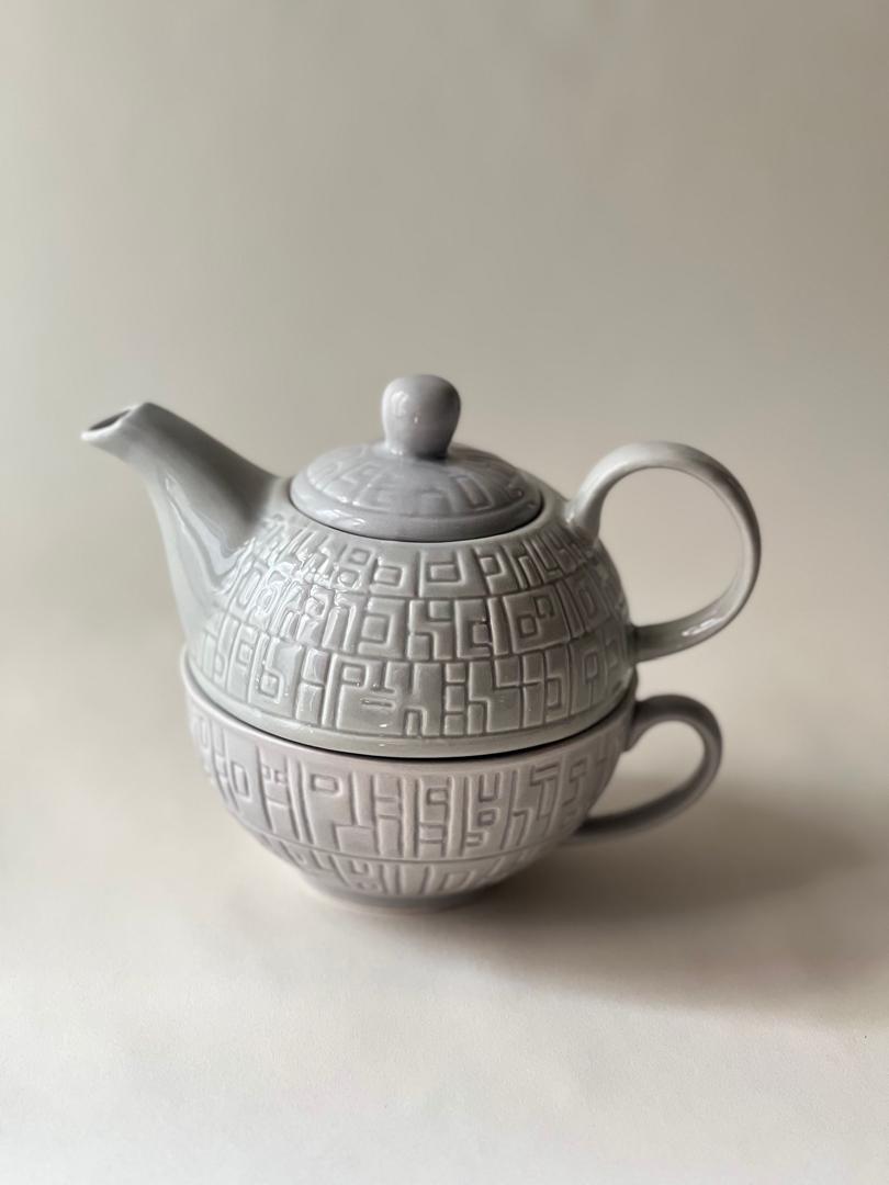 قوری و فنجان تک‌نفره سرامیکی