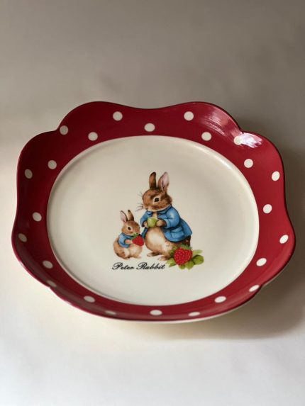 بشقاب لبه‌دار مربع ۲۲×۲۲ سانتی‌متر