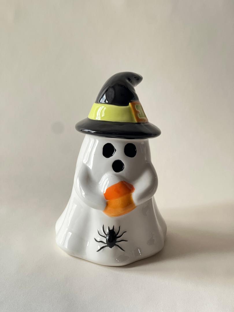 روح دکوراتیو کلاه‌دار چراغ‌دار