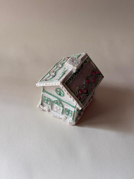 کلبه سرامیکی چراغ‌خور