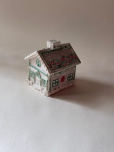 کلبه سرامیکی چراغ‌خور